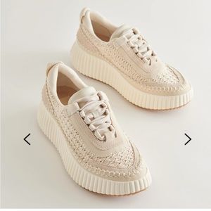 Dolce Vita Dolen Sneaker- Sandstone Knit